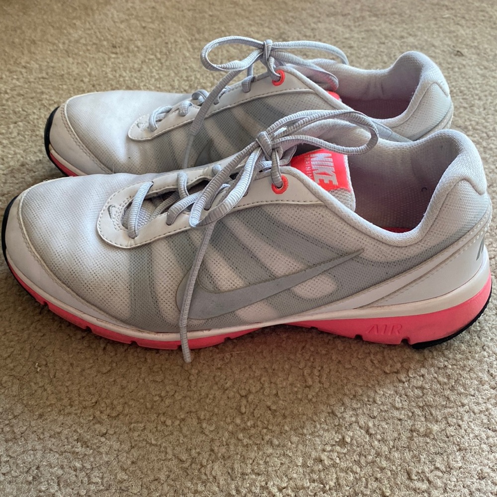 Nike gym shoes